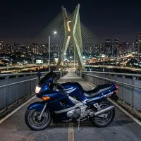 Foto da moto Kawasaki ZZR 600 modelo Esportivas — Ficha técnica e especificações completas