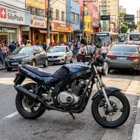 Foto da moto Suzuki GS 500 modelo Naked — Ficha técnica e especificações completas