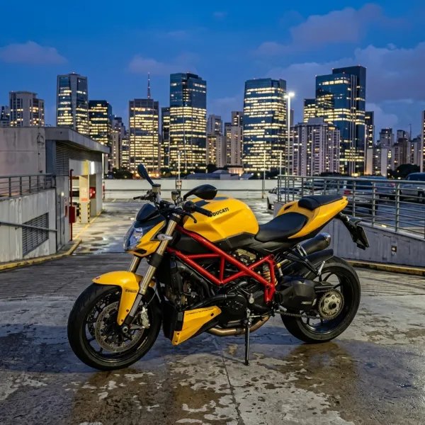 Foto da moto Ducati Streetfighter 848 modelo Naked — Ficha técnica e especificações completas